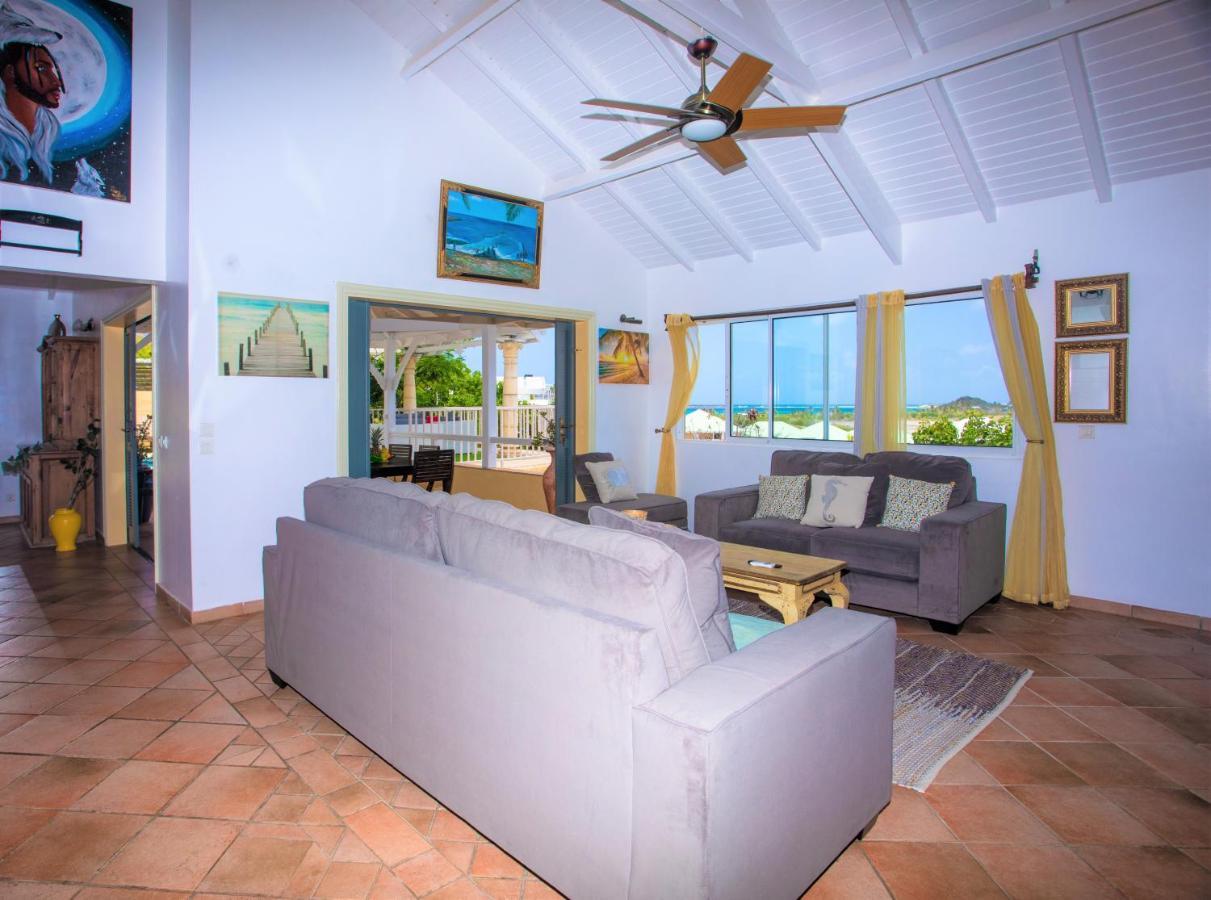 Spacious Villa With Ocean And Mountain View-4 Beds Cul de Sac Exterior photo